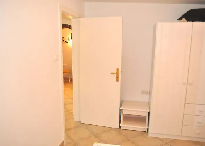 Semesterbostad Lille Hus